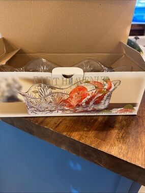 Fifth Avenue Crystal Clear Glass Serving Bowl - Clear